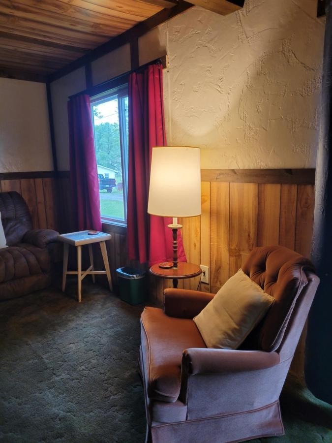 Little River Inn Motel Leon Buitenkant foto
