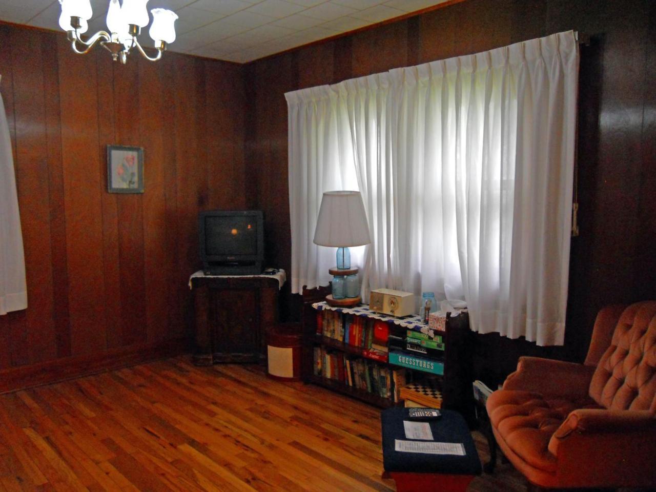 Little River Inn Motel Leon Buitenkant foto